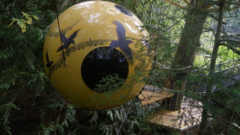 Free Spirit Spheres Treehouse Canada - Tree Bullet Hotel